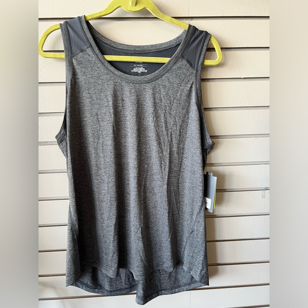 Tek Gear Kohl’s Women’s Tank Top Workout Top. Size XL. NWT!